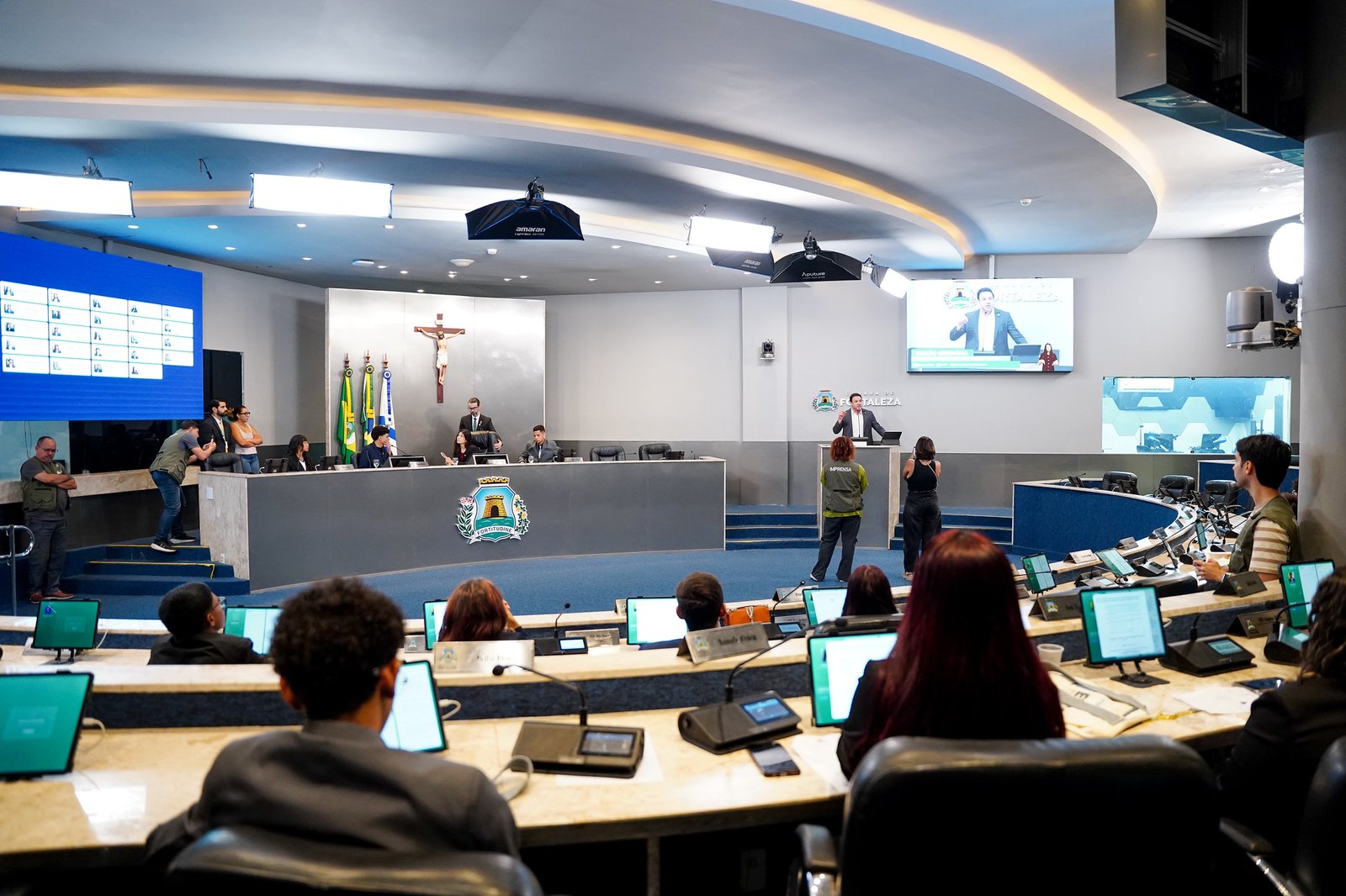 4ª sessão simulada do Parla, Jovem! é marcada por discursos em defesa da democracia